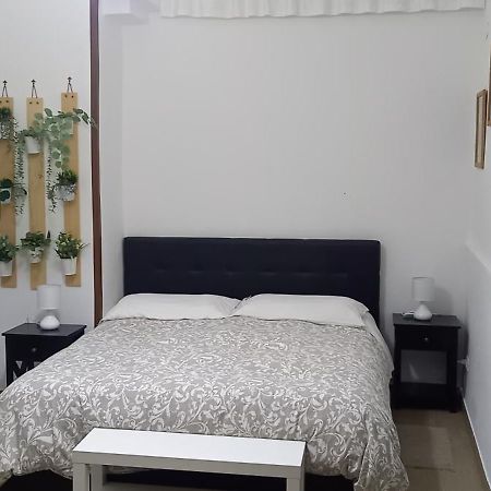 Awesomehouse Centre Bari Villa Bagian luar foto