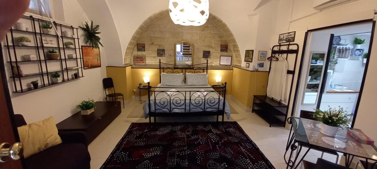 Awesomehouse Centre Bari Villa Bagian luar foto