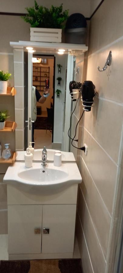 Awesomehouse Centre Bari Villa Bagian luar foto