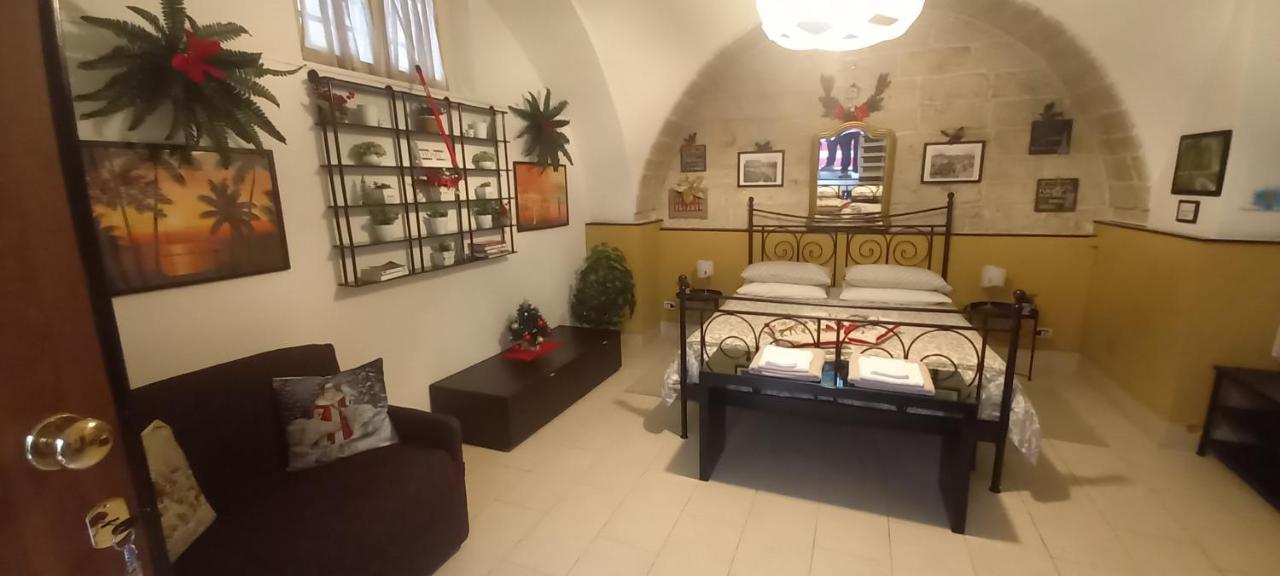 Awesomehouse Centre Bari Villa Bagian luar foto