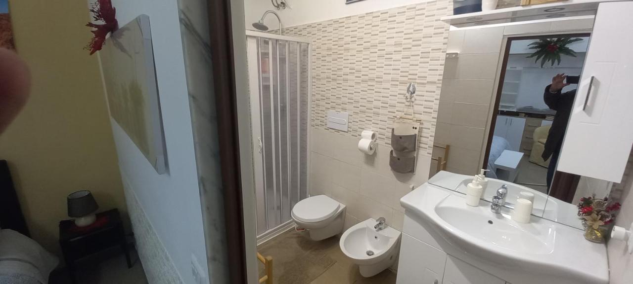 Awesomehouse Centre Bari Villa Bagian luar foto