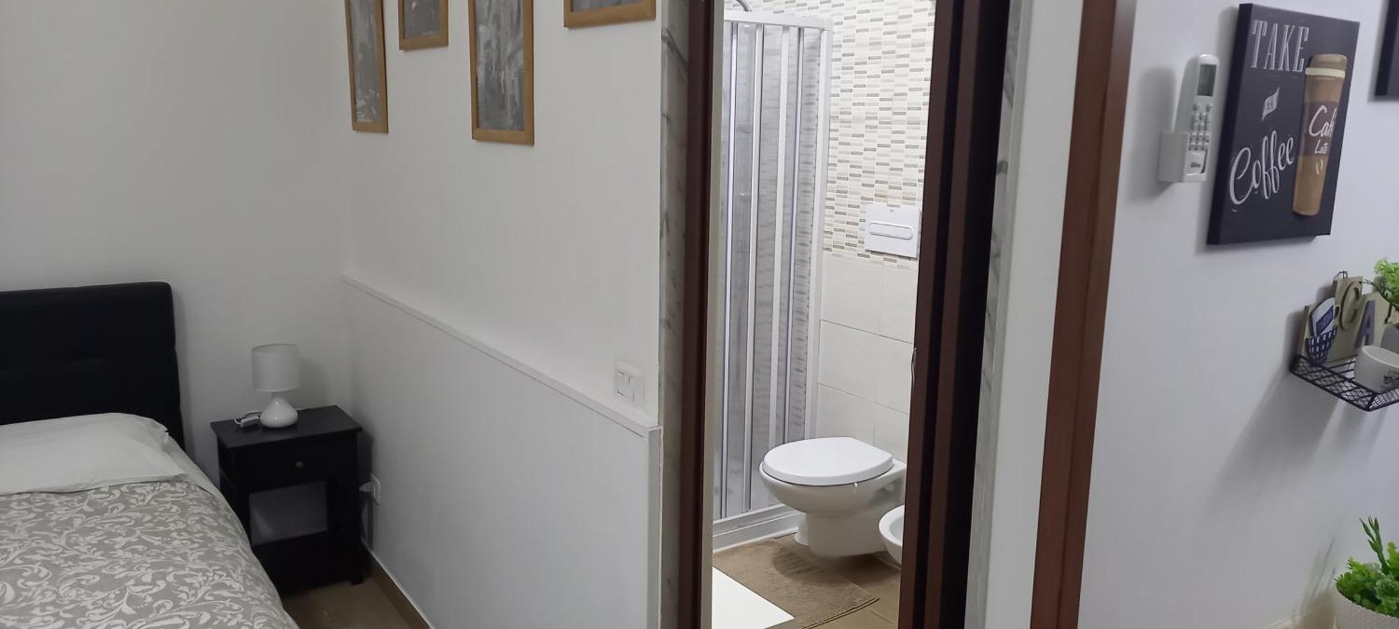 Awesomehouse Centre Bari Villa Bagian luar foto